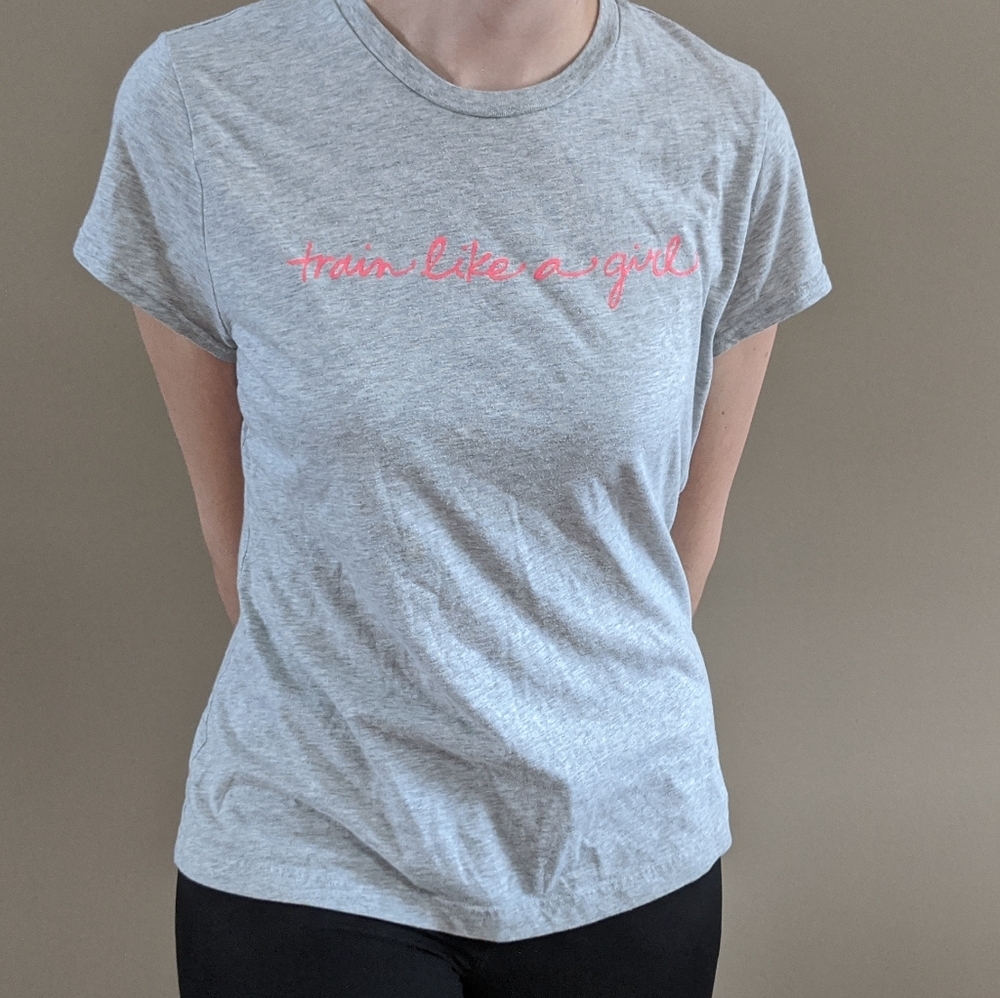Champion train like a girl short sleeve gray top - Picture 7 of 8